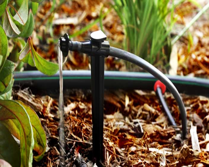 شرکت باران پليمر جی |تولید کننده تجهیزات آبیاری قطره ای بارانی